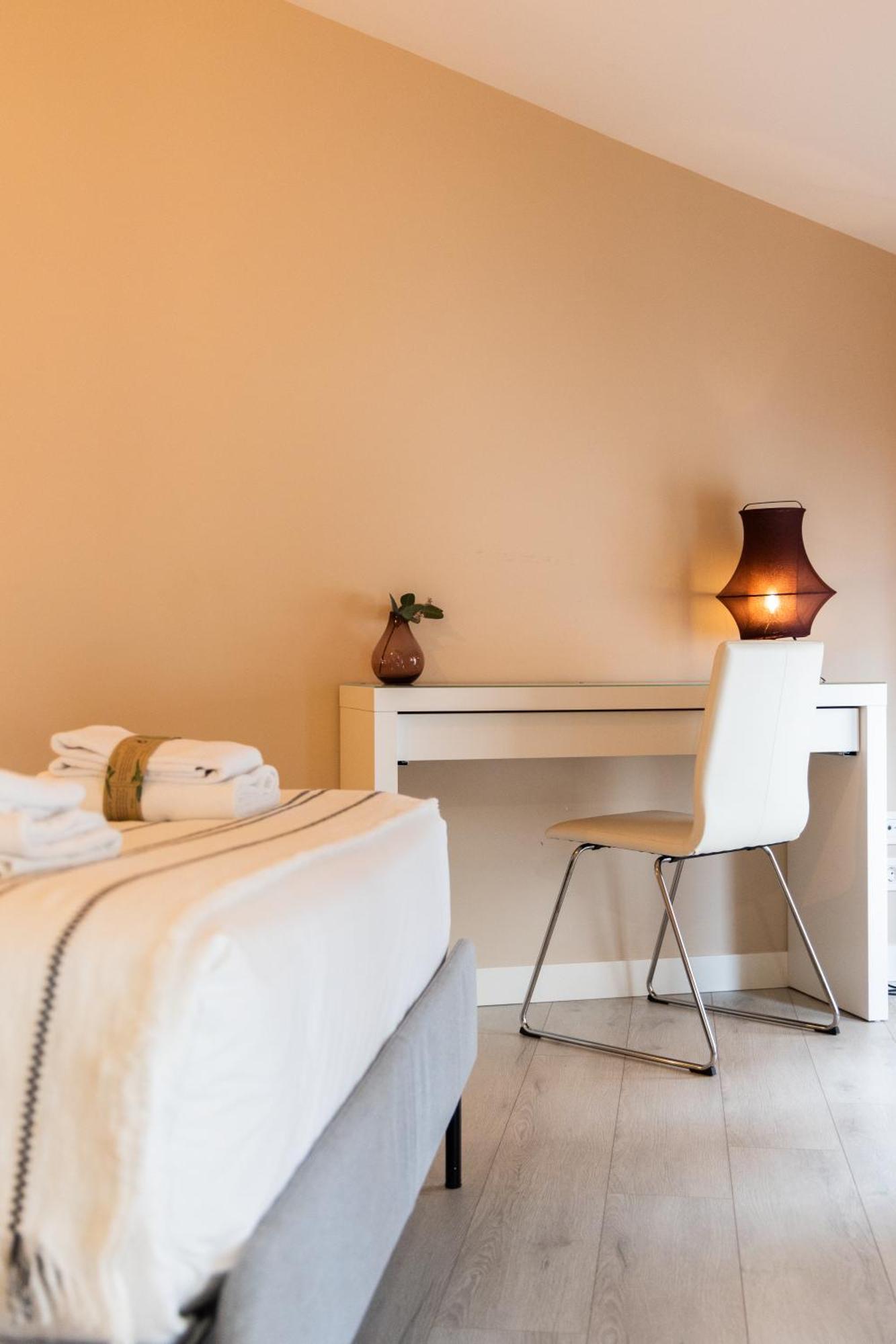 Insidehome Apartments - La Casita De Montse 帕伦西亚 外观 照片