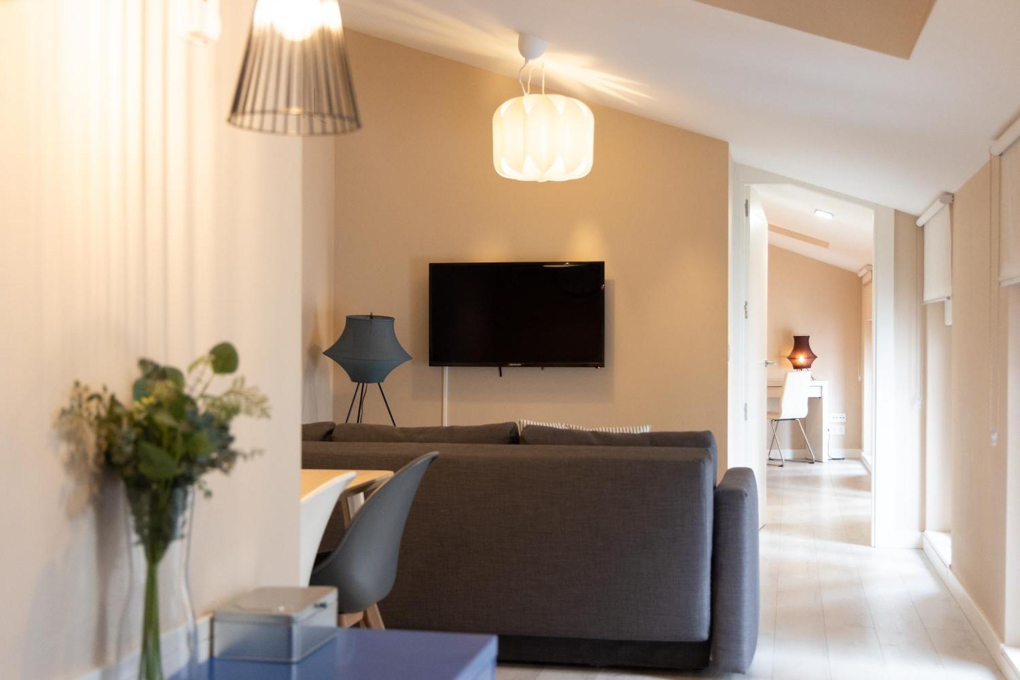 Insidehome Apartments - La Casita De Montse 帕伦西亚 外观 照片
