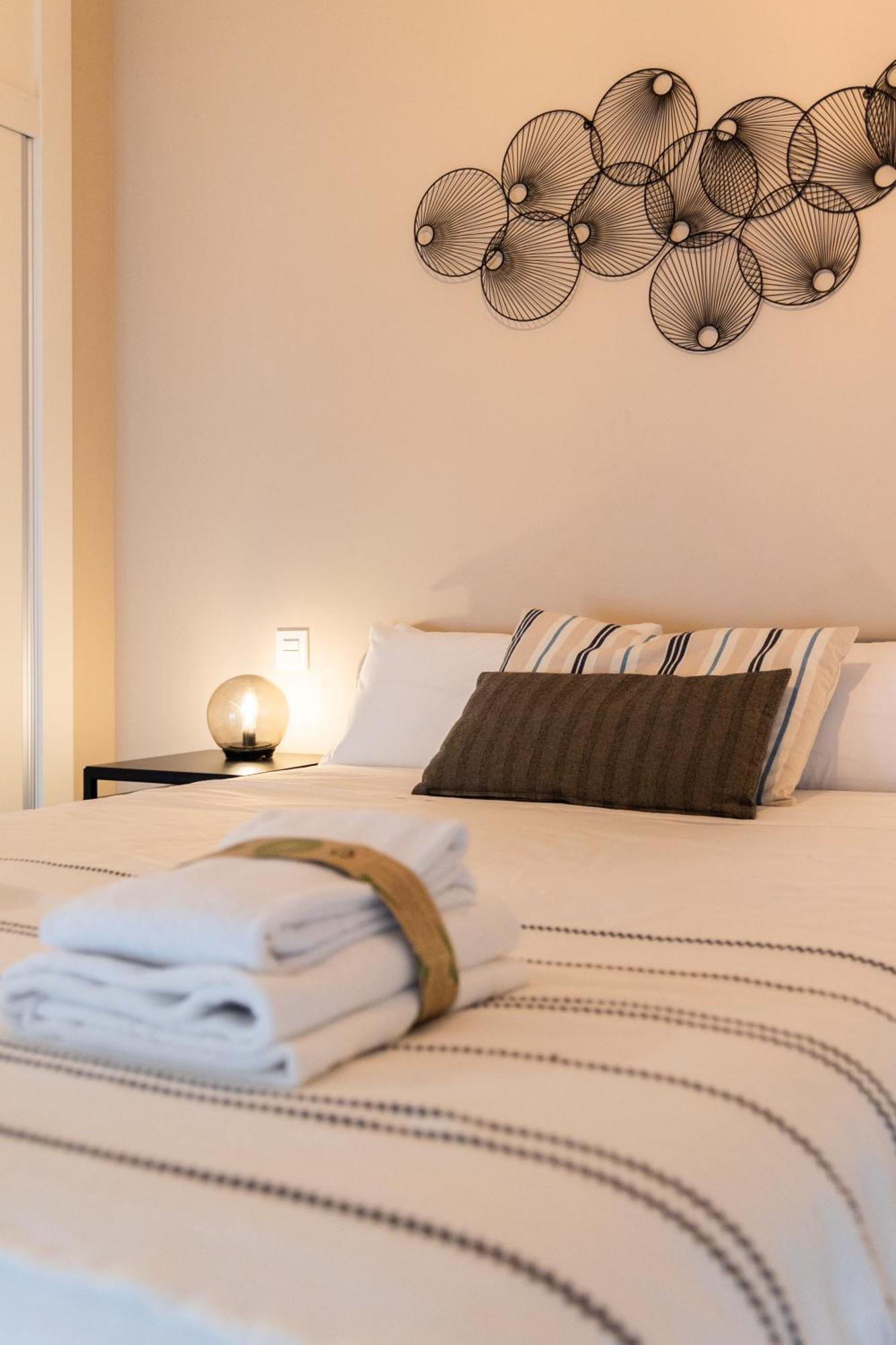 Insidehome Apartments - La Casita De Montse 帕伦西亚 外观 照片
