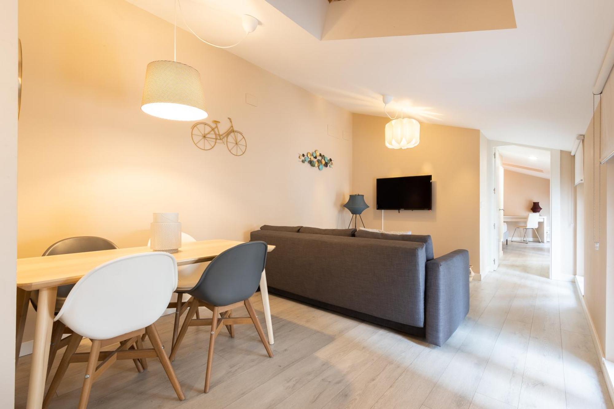 Insidehome Apartments - La Casita De Montse 帕伦西亚 外观 照片